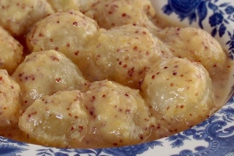 Slaphakskeentjies – Traditional South African (Onion Salad) Recipe