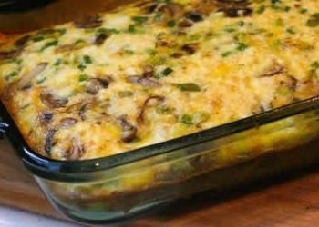 Mushroom, Green Pepper and Feta Breakfast Casserol