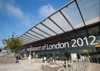 Africa traffic to Heathrow decreases