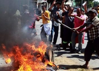 Anarchy in the Western Cape