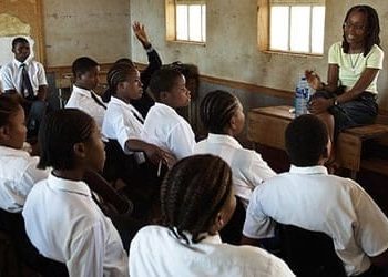 SA pupils want longer school days