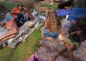 Petition Whites Return to Europe
