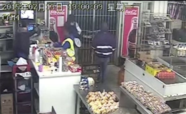 Caught on camera – daylight robbery