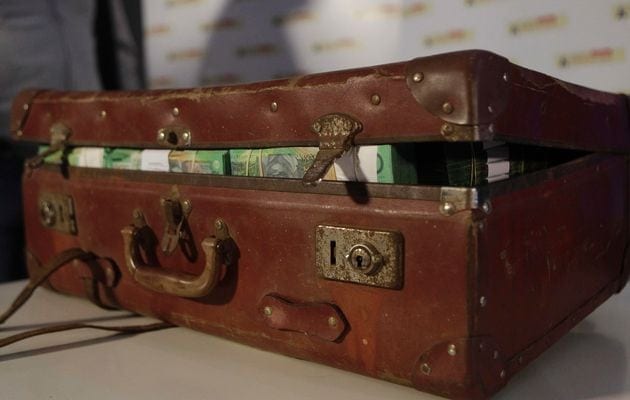 Dubai ‘bag drop’ – EFF is on the case