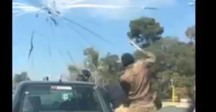 Window Washer stabs motorist