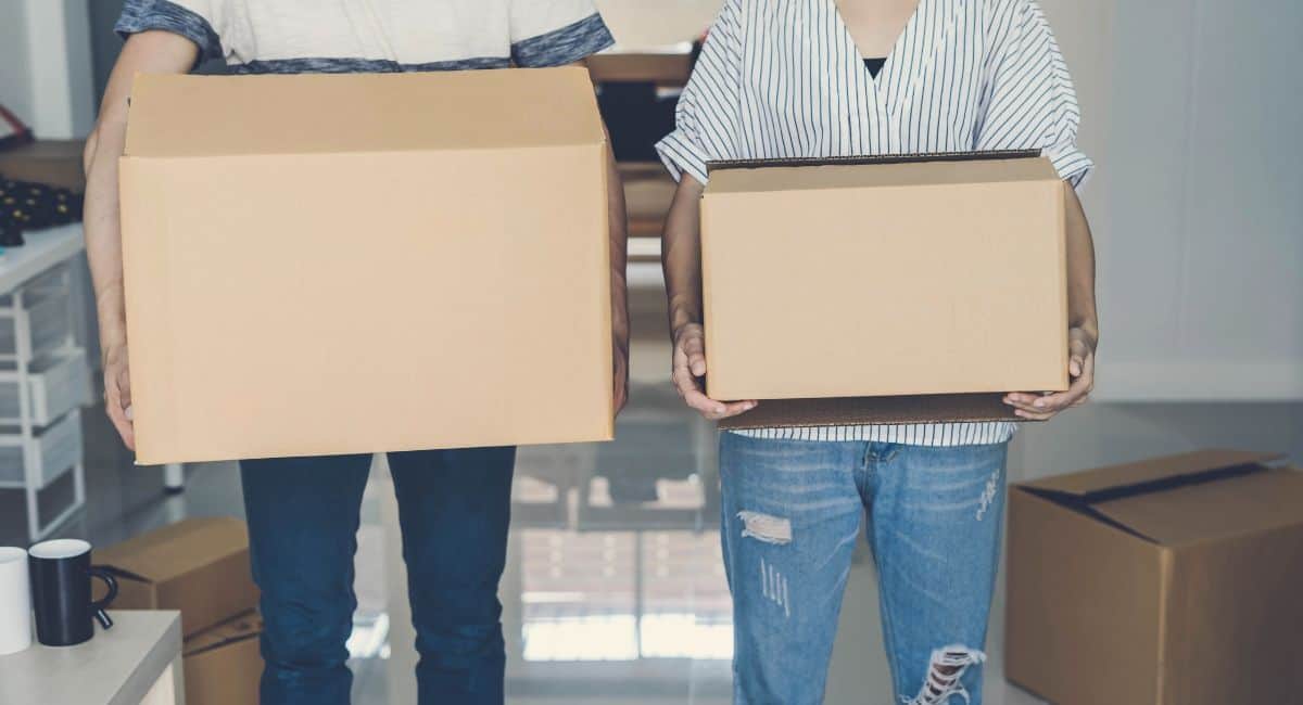 The pros and cons of shipping your personal items overseas