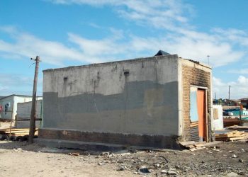 People seek shelter at church after City demolishes shacks in Khayelitsha