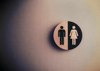 The never-ending nightmare of going to the toilet in Burundi settlement