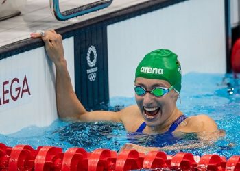 Tatjana Schoenmaker wins first silver olympic medal for South Africa