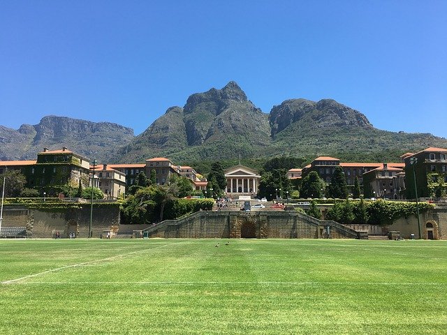 UCT and Valenture Institute launch first university-based online high school