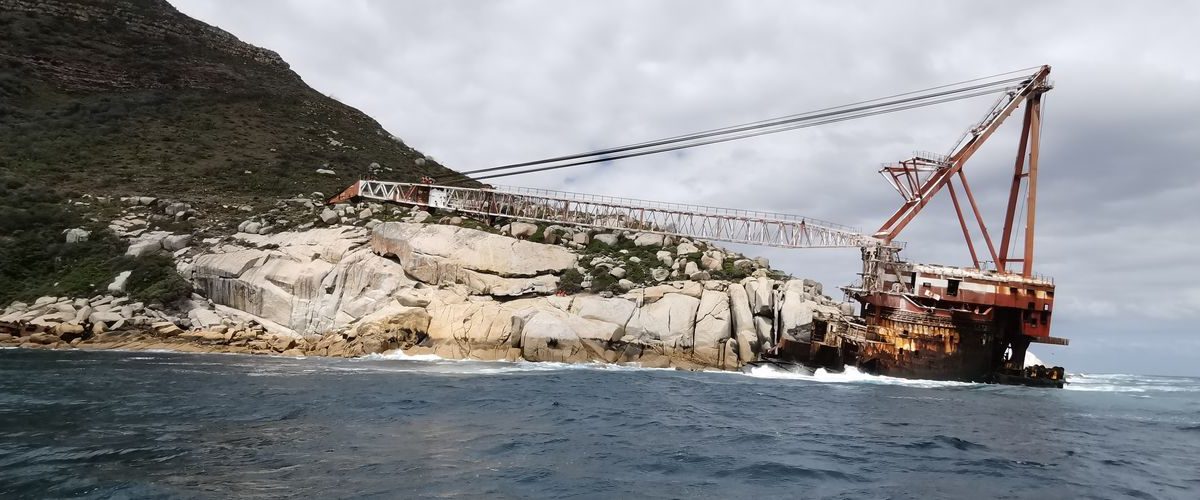 NSRI warns hikers to stay off BOS 400 crane barge wreck