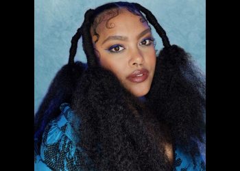 Stand a chance to be 1 of 500 faces featured on 10 Maybelline billboards