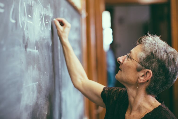 A teacher retirement wave is about to hit SA: What it means for class size