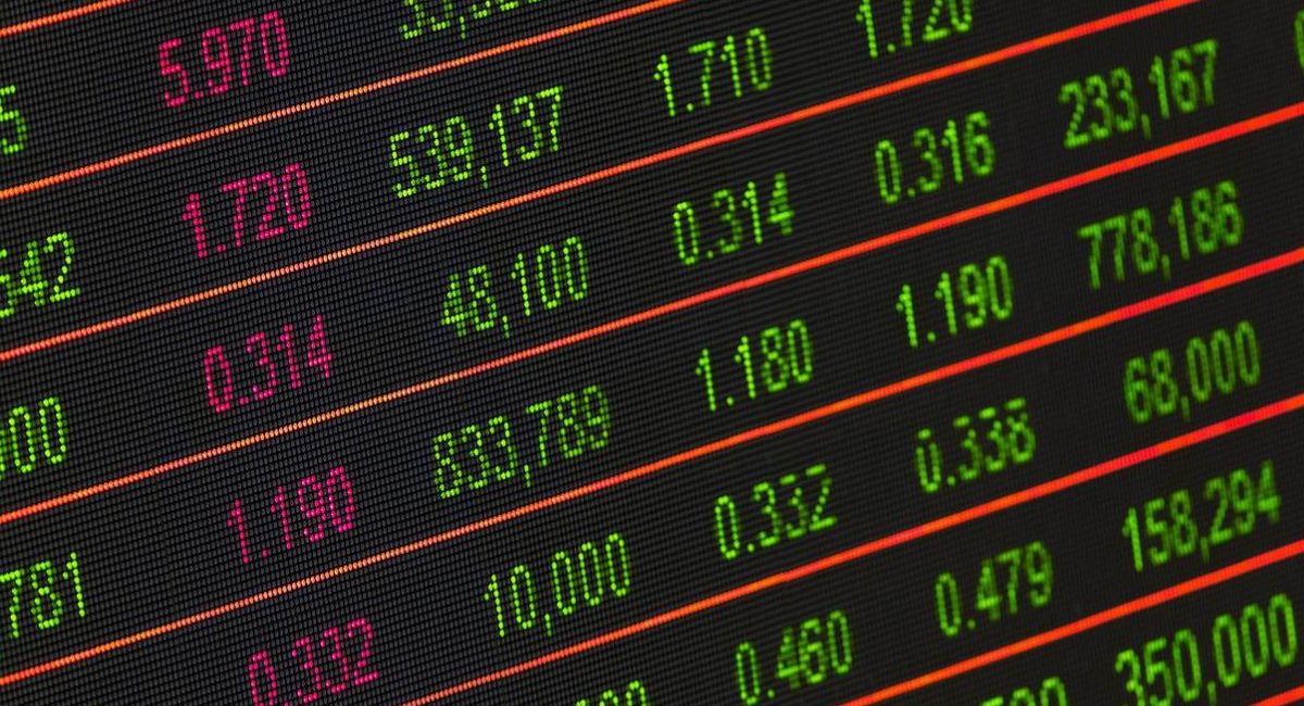 There are several different strategies that traders and investors can embrace to meet their individual financial and investment goals, and these strategies can either be conservative or aggressive.